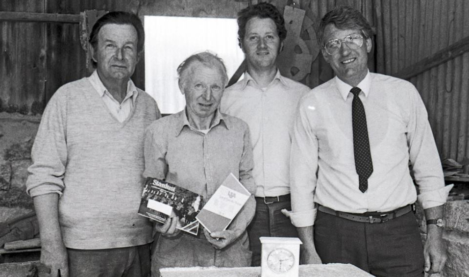 R Pascoe & Sons